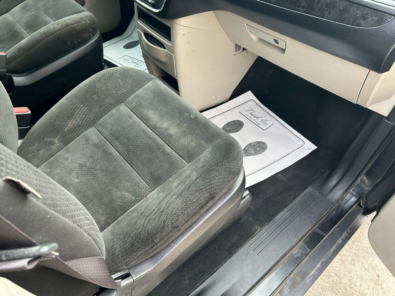 Used 2016 Dodge Grand Caravan SE image 11