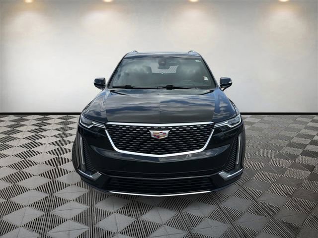 Used 2024 Cadillac XT6 Premium Luxury w/ Technology Package AWD/4WD image 2