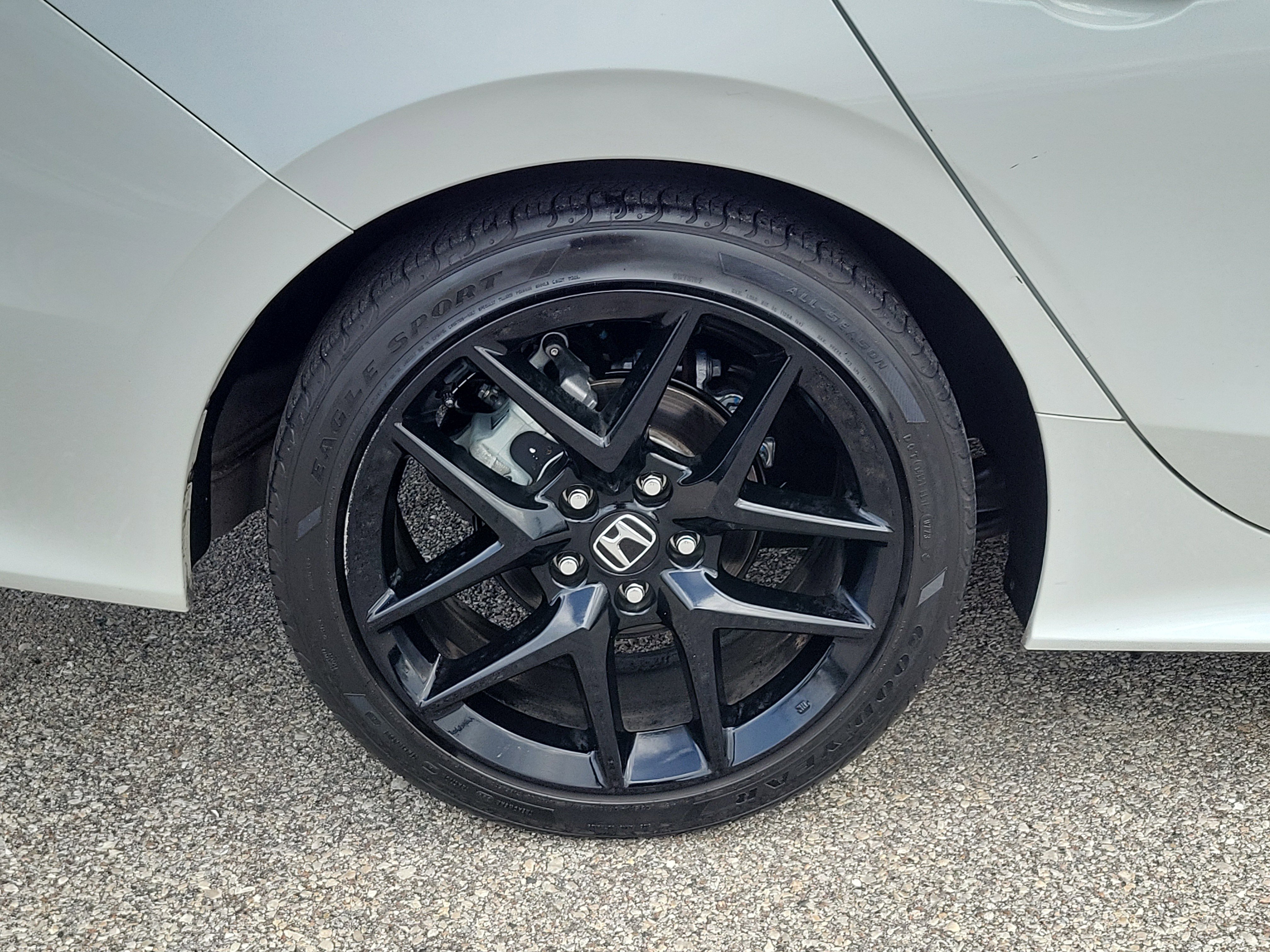 Used 2023 Honda Civic Sport image 9