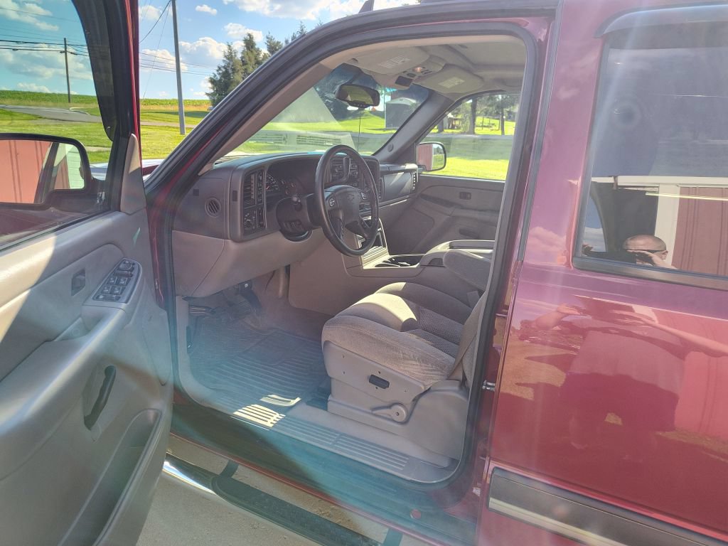 Used 2006 Chevrolet Avalanche Z71 w/ Sun And Sound Package AWD/4WD image 5