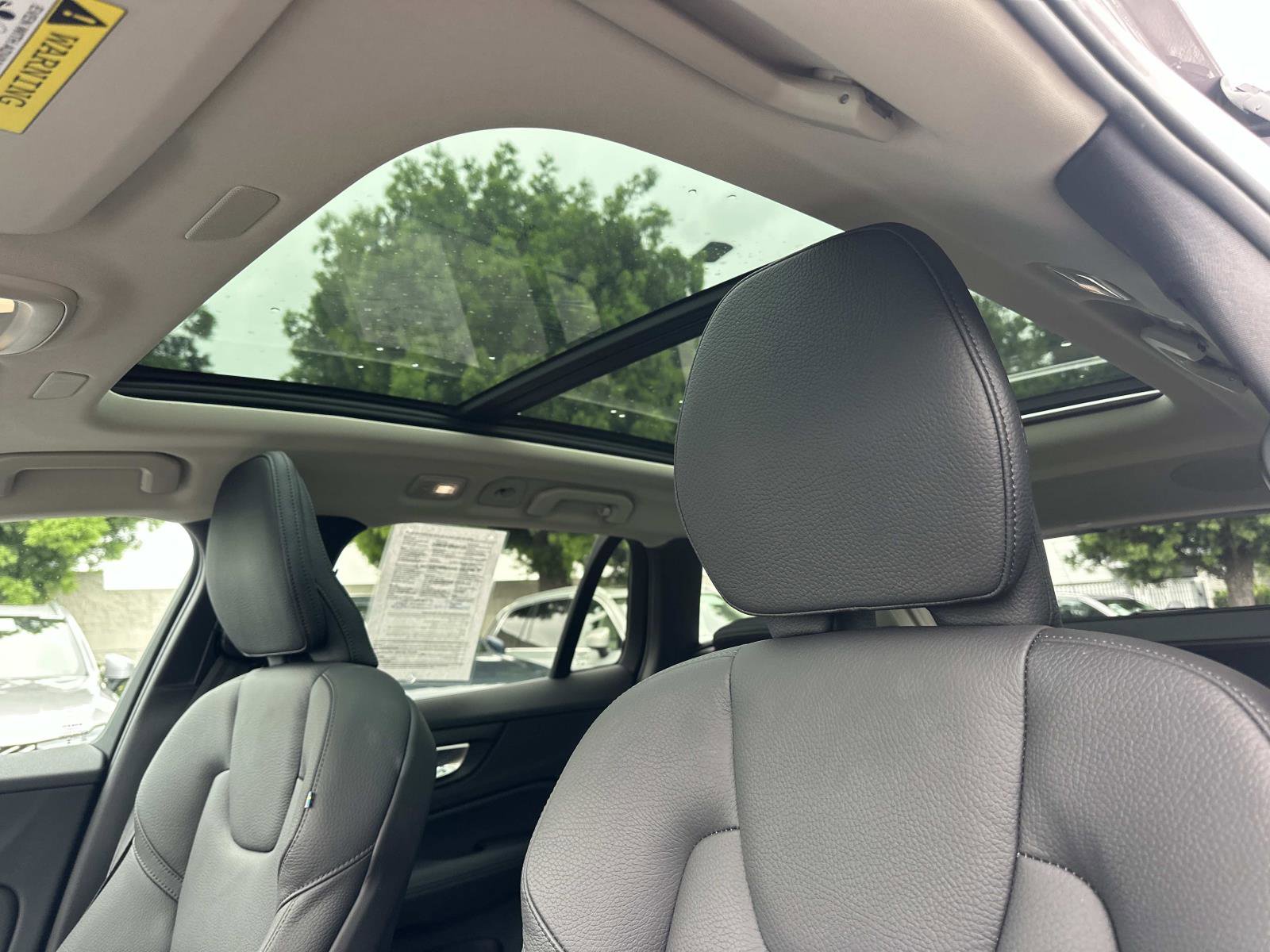 Certified 2026 Volvo V60 B5 Cross Country Plus w/ Climate Package image 35