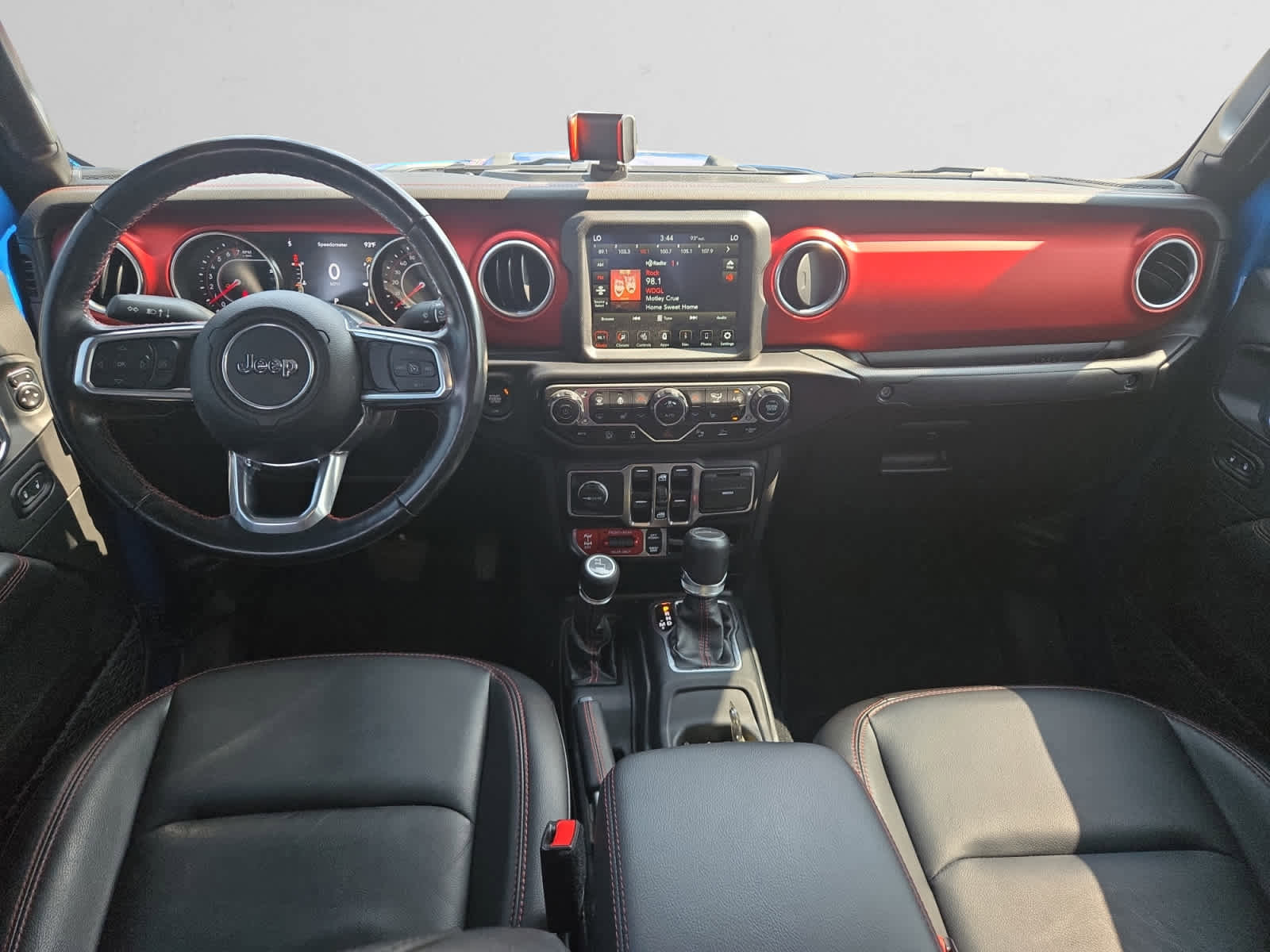 Used 2021 Jeep Gladiator Rubicon AWD/4WD image 10