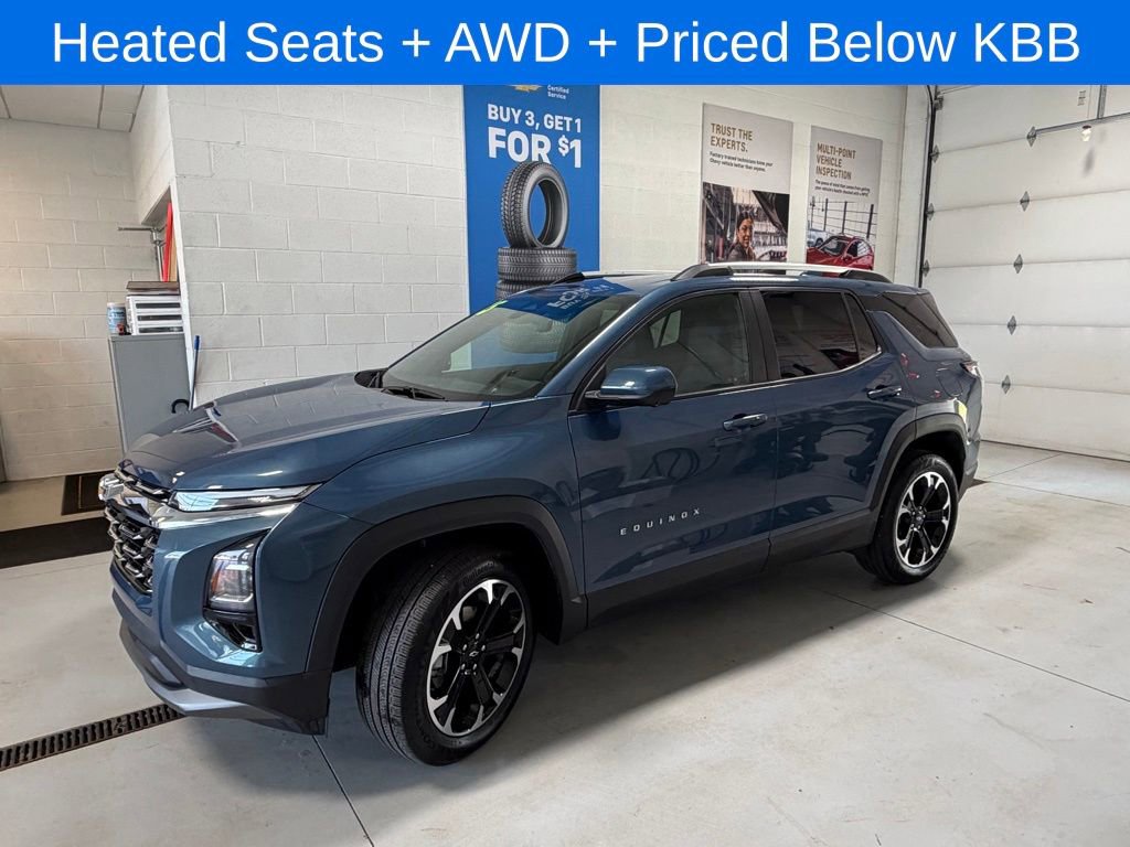 Used 2025 Chevrolet Equinox LT w/ Convenience Package II AWD/4WD image 4