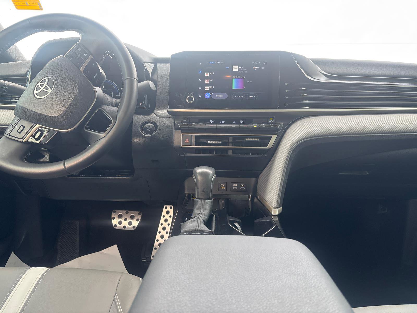 Certified 2025 Toyota Camry SE image 16