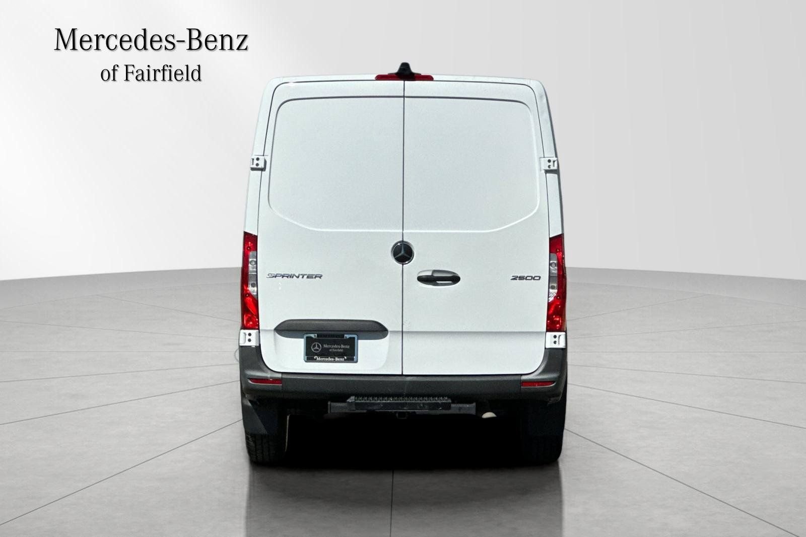 Used 2023 Mercedes-Benz Sprinter 2500 image 6