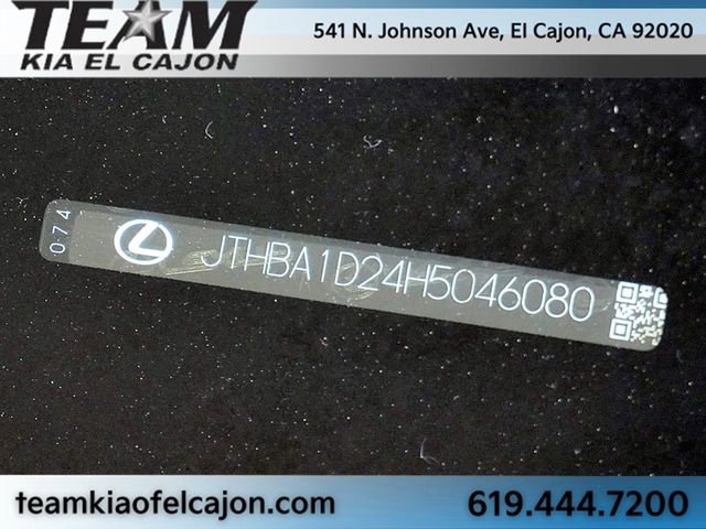 Used 2017 Lexus IS 200t image 38