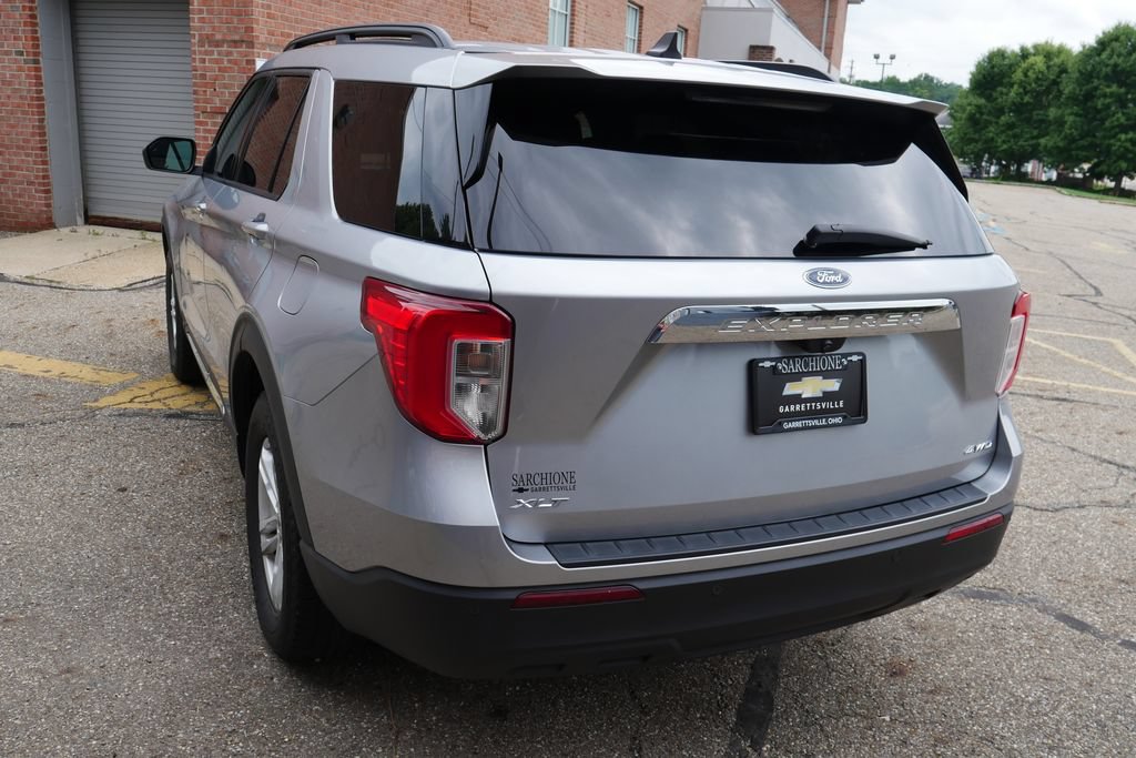 Used 2021 Ford Explorer XLT AWD/4WD image 4