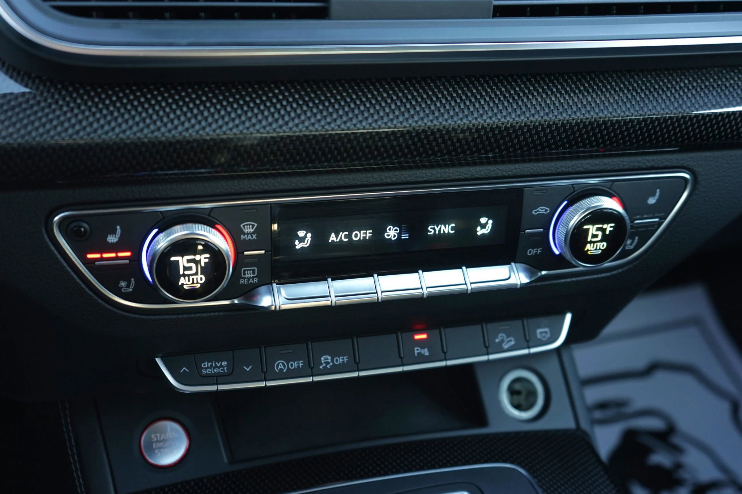 Used 2018 Audi SQ5 Premium Plus image 29