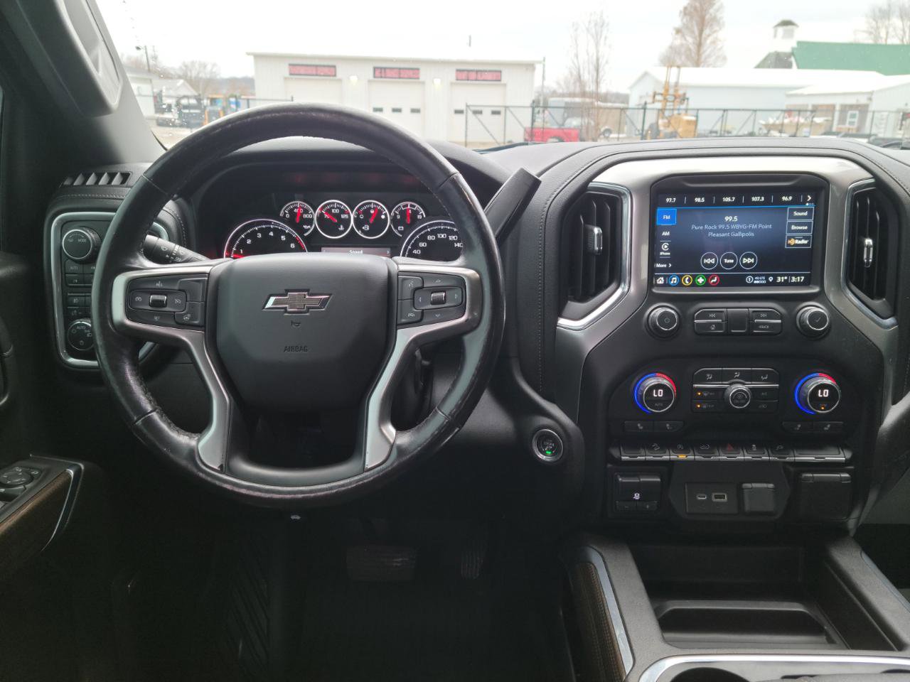 Used 2021 Chevrolet Silverado 1500 LT Trail Boss image 9