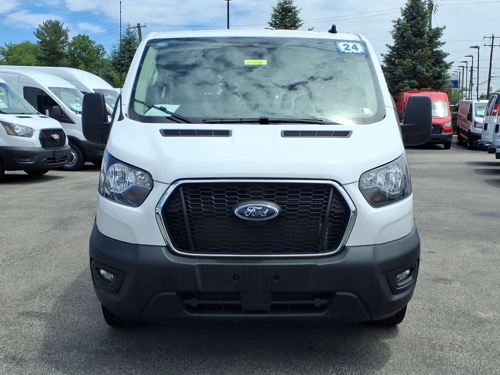 Certified 2024 Ford Transit 250 Low Roof w/ Exterior Upgrade Package RWD image 8
