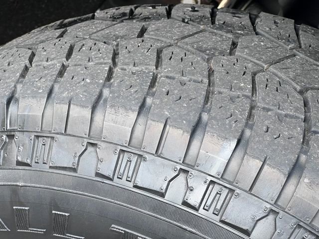 Used 2017 Chevrolet Silverado 1500 LT w/ All Star Edition AWD/4WD image 9