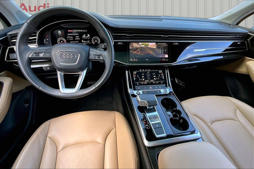 Used 2023 Audi Q7 3.0T Premium Plus w/ Premium Plus Package AWD/4WD image 7