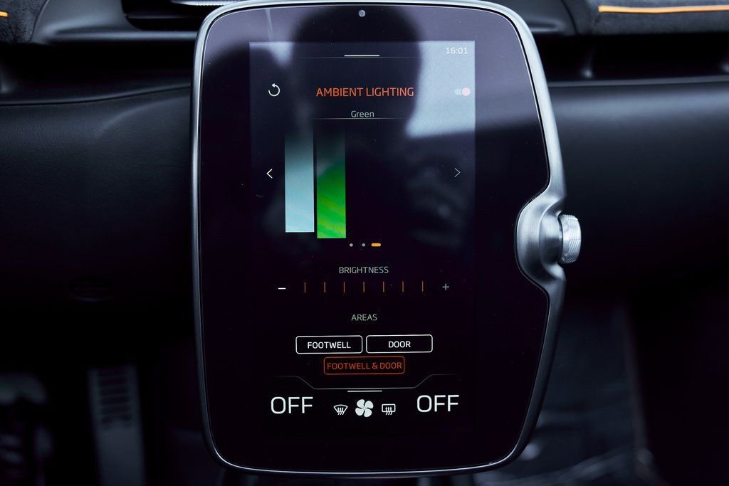 Used 2025 McLaren Artura Spider image 72