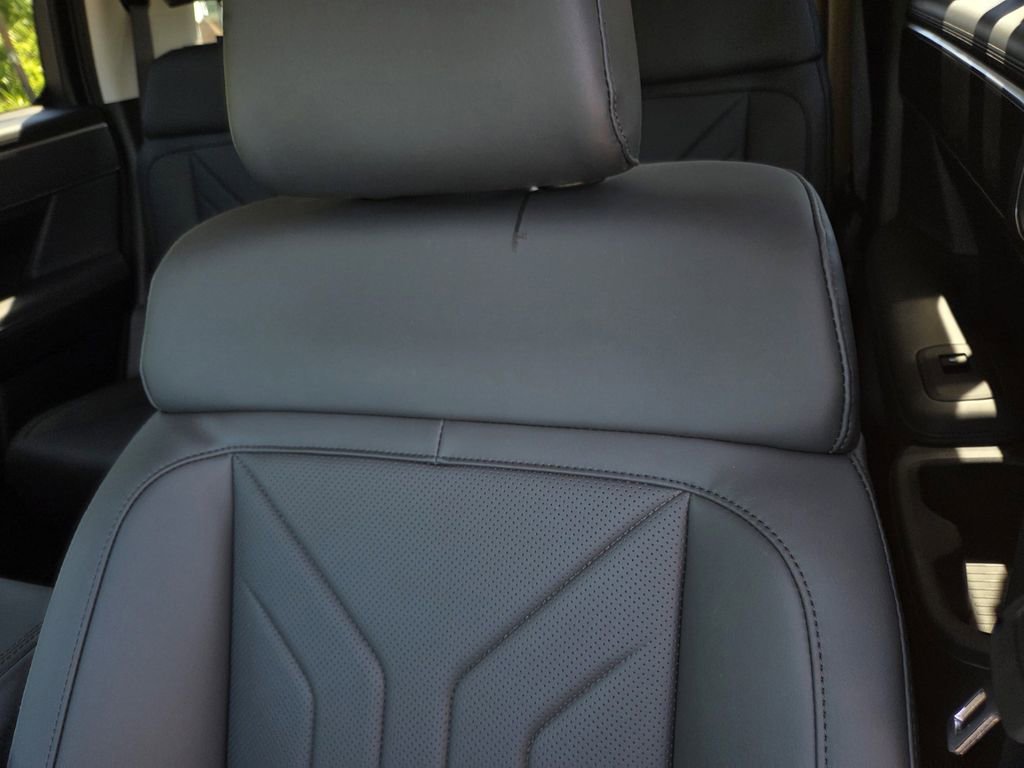 New 2026 Hyundai Santa Fe SEL FWD image 13