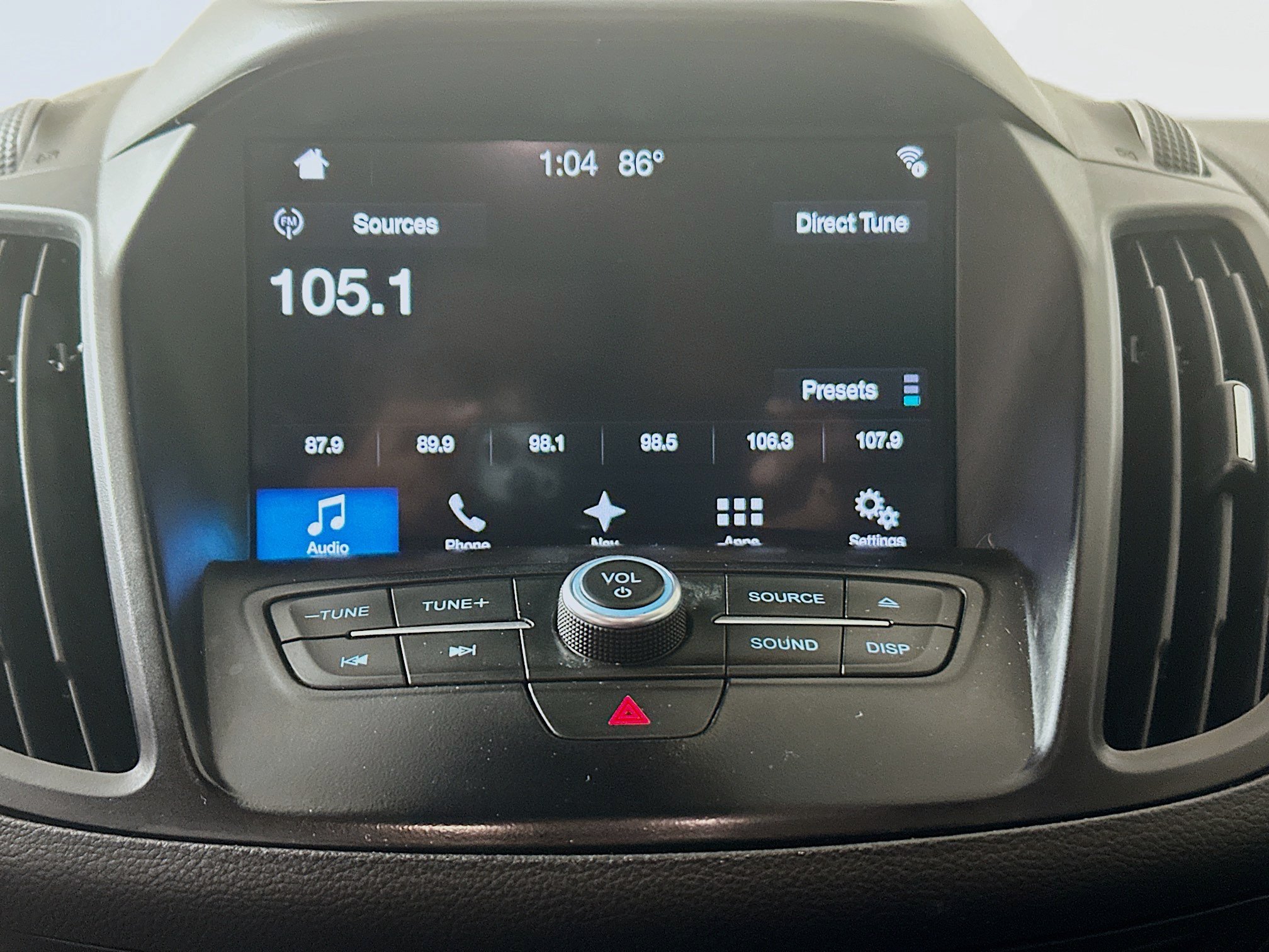 Used 2018 Ford Escape SEL w/ Ford Safe & Smart Package AWD/4WD image 23