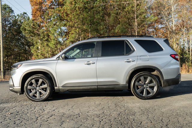 Certified 2024 Honda Pilot Sport image 6