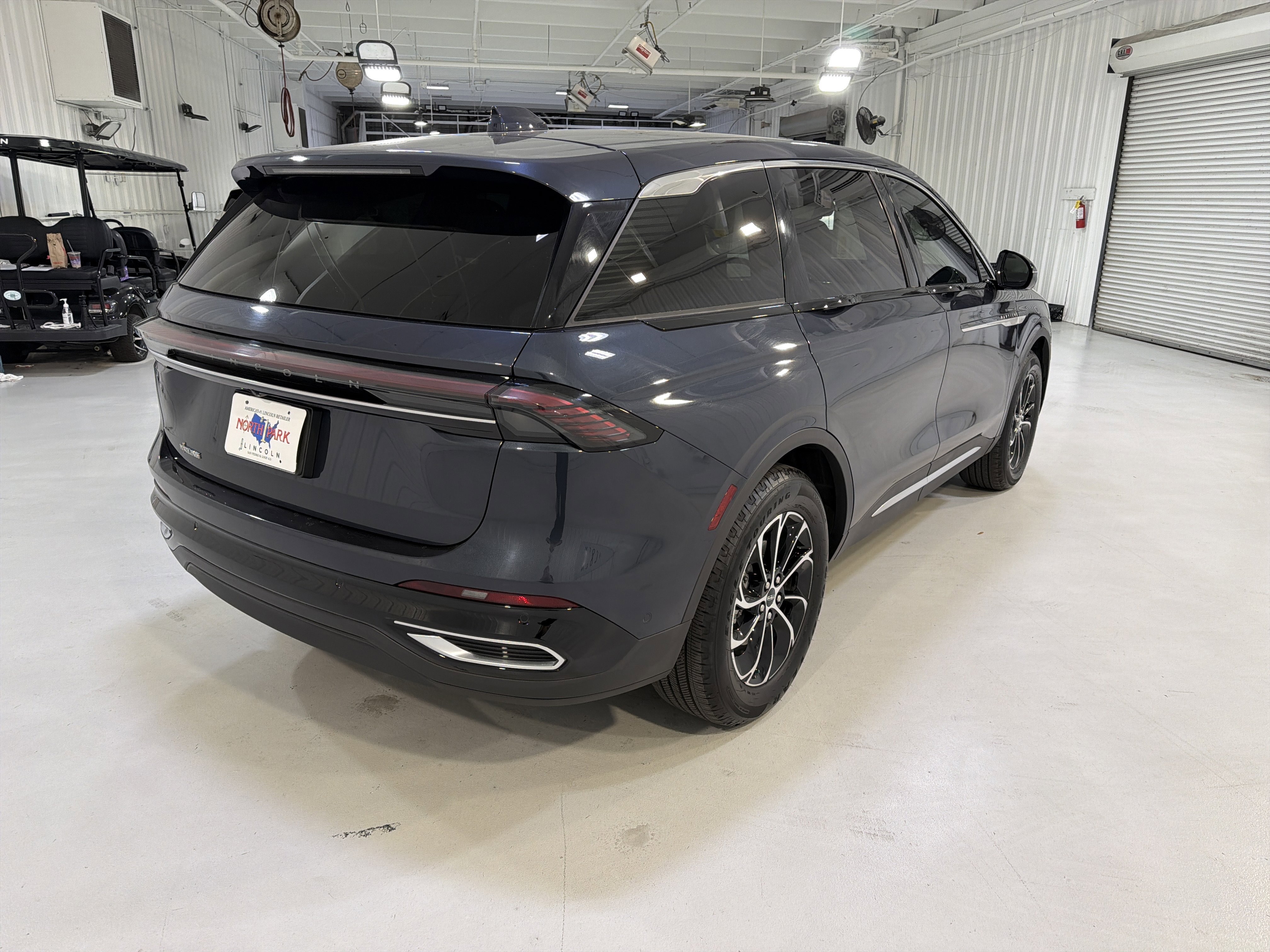 Used 2022 Lincoln Corsair Reserve w/ Equipment Group 201A AWD/4WD image 5