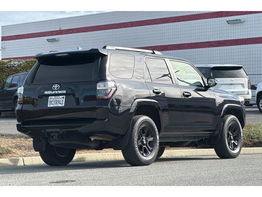 Used 2022 Toyota 4Runner SR5 Premium w/ Moonroof Package image 4