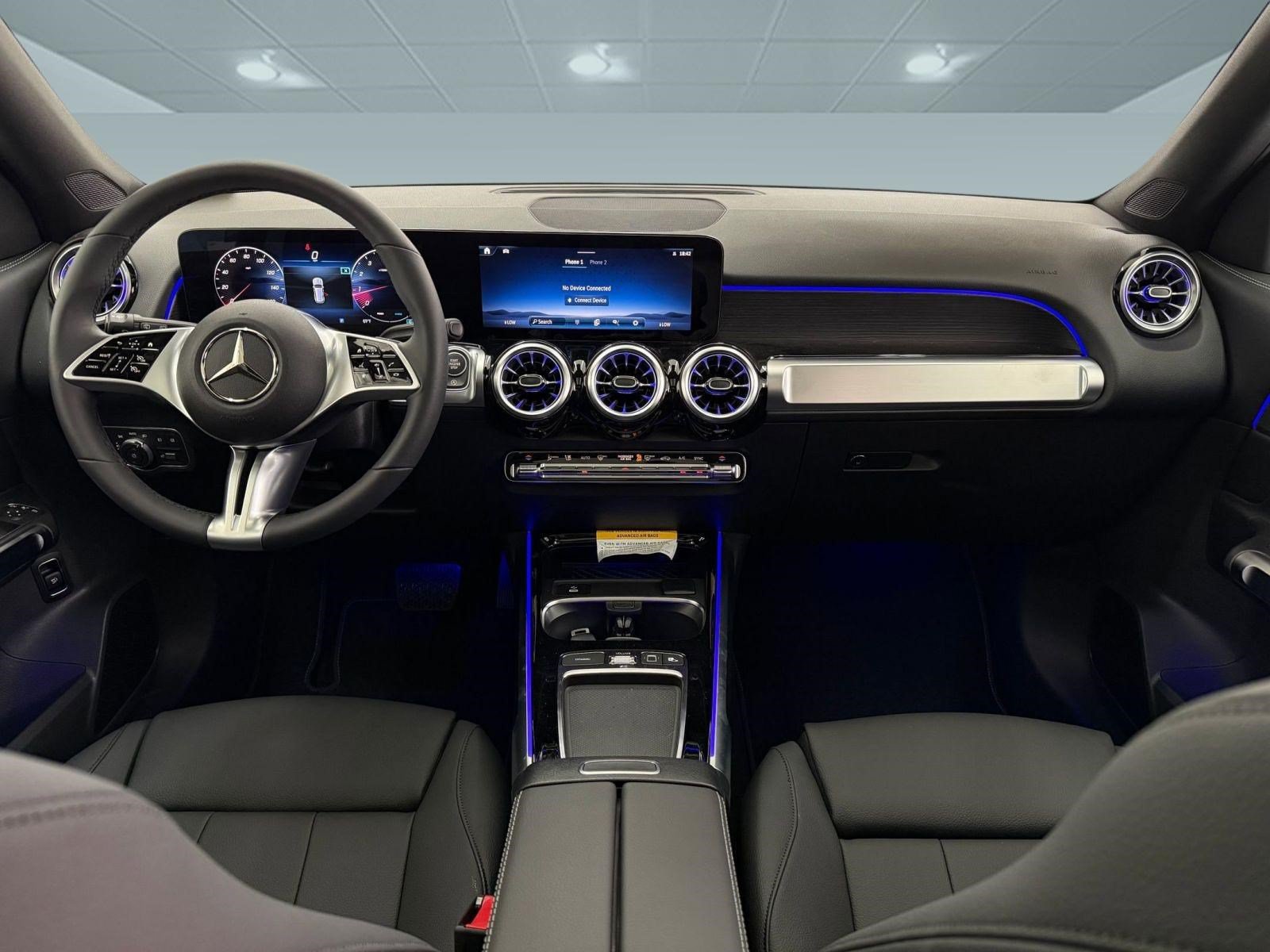 New 2025 Mercedes-Benz GLB 250 4MATIC image 14