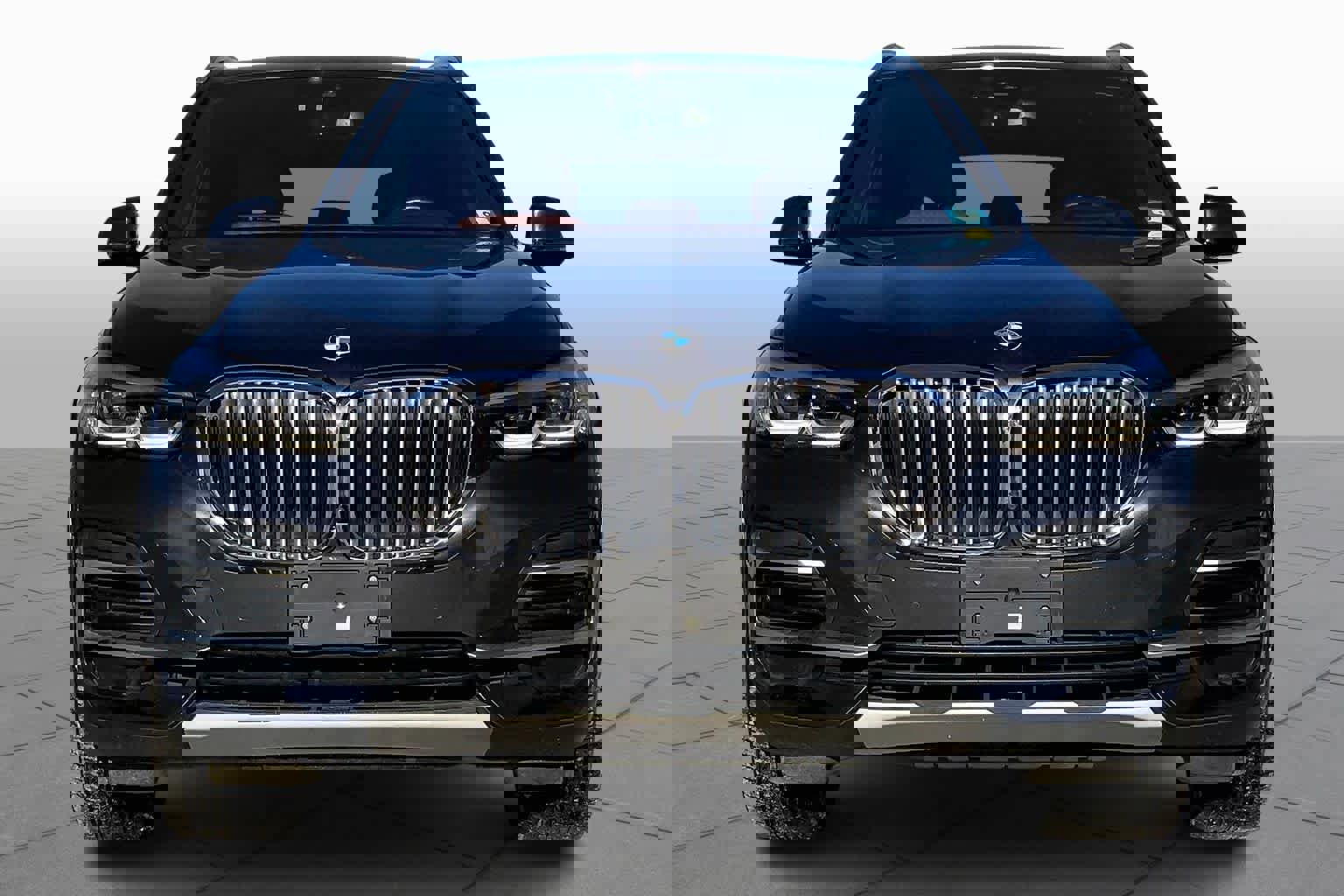 Certified 2022 BMW X5 xDrive40i w/ Premium Package image 3