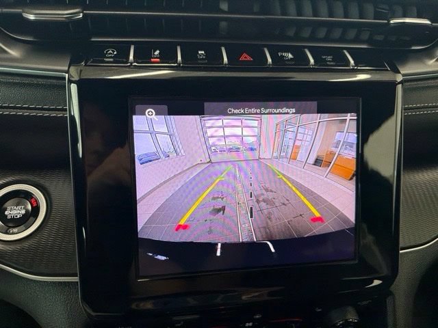 Used 2025 Jeep Grand Cherokee L Altitude AWD/4WD image 22