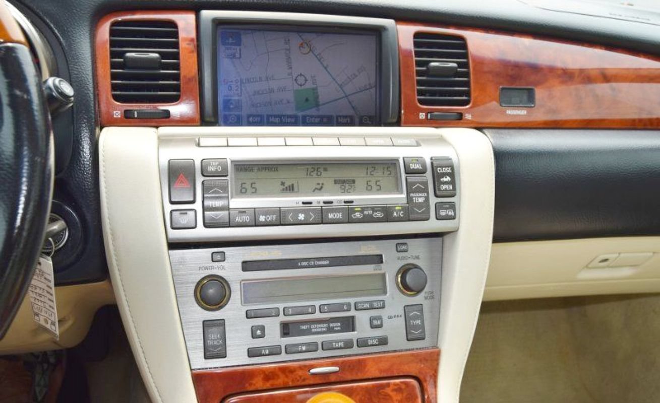 Used 2008 Lexus SC 430 Convertible RWD image 33