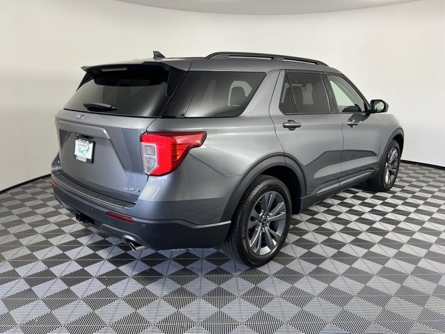Used 2023 Ford Explorer XLT w/ XLT Sport Appearance Package image 12