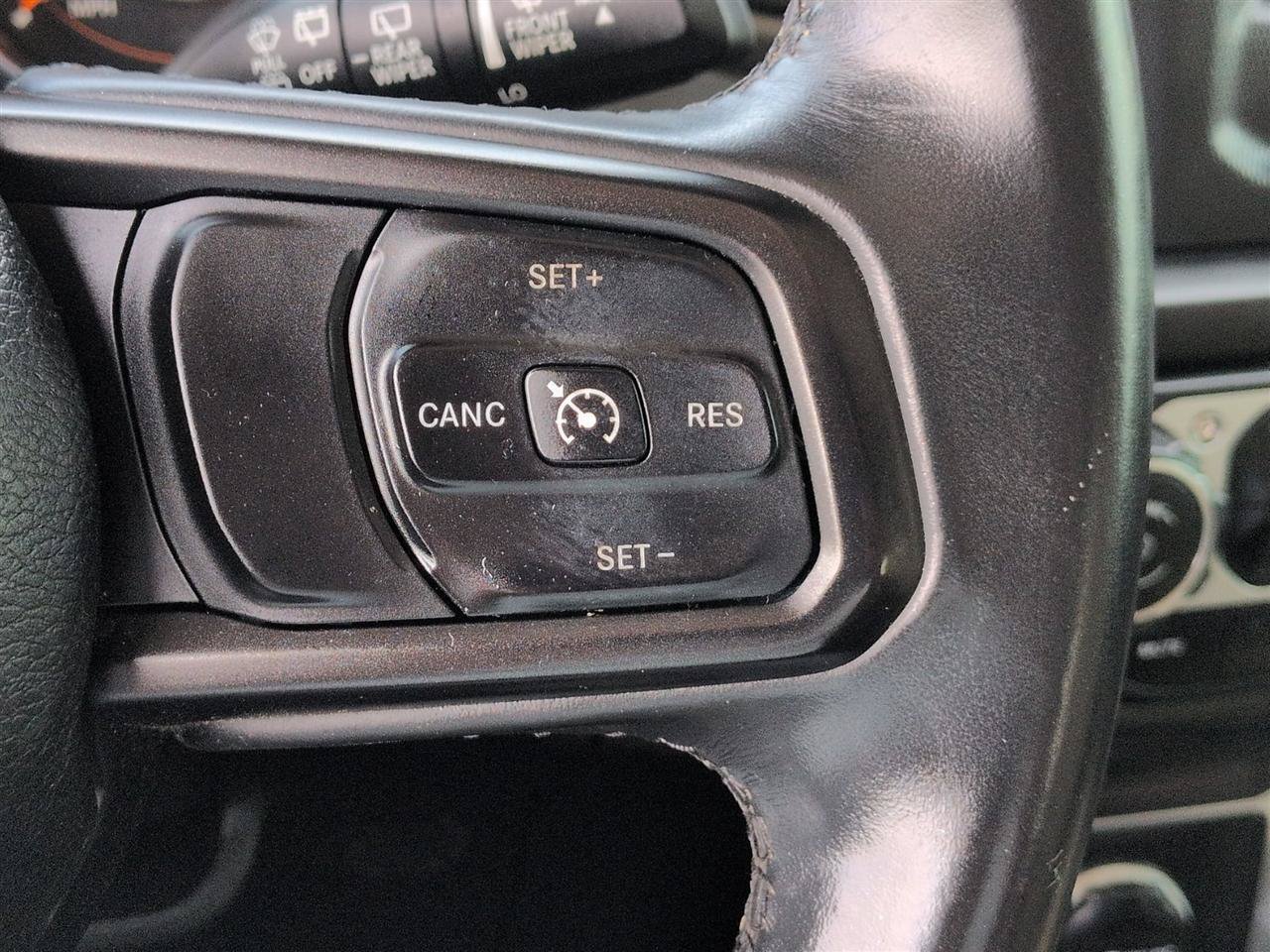 Used 2018 Jeep Wrangler Unlimited Sport S AWD/4WD image 18