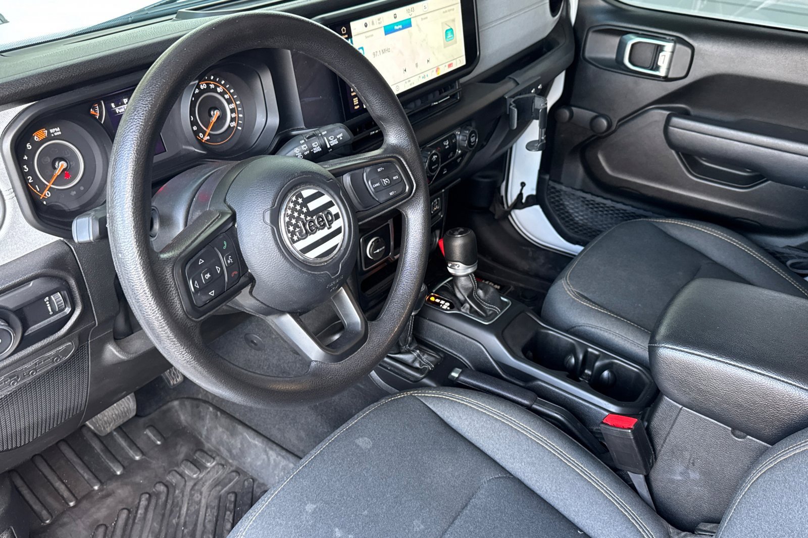 Used 2024 Jeep Wrangler Sport image 13