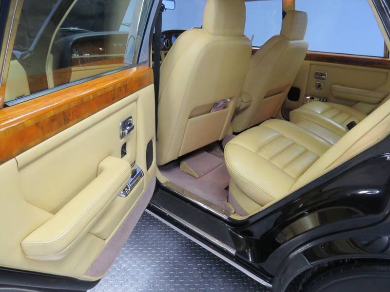 Used 1987 Bentley Turbo R RWD image 35