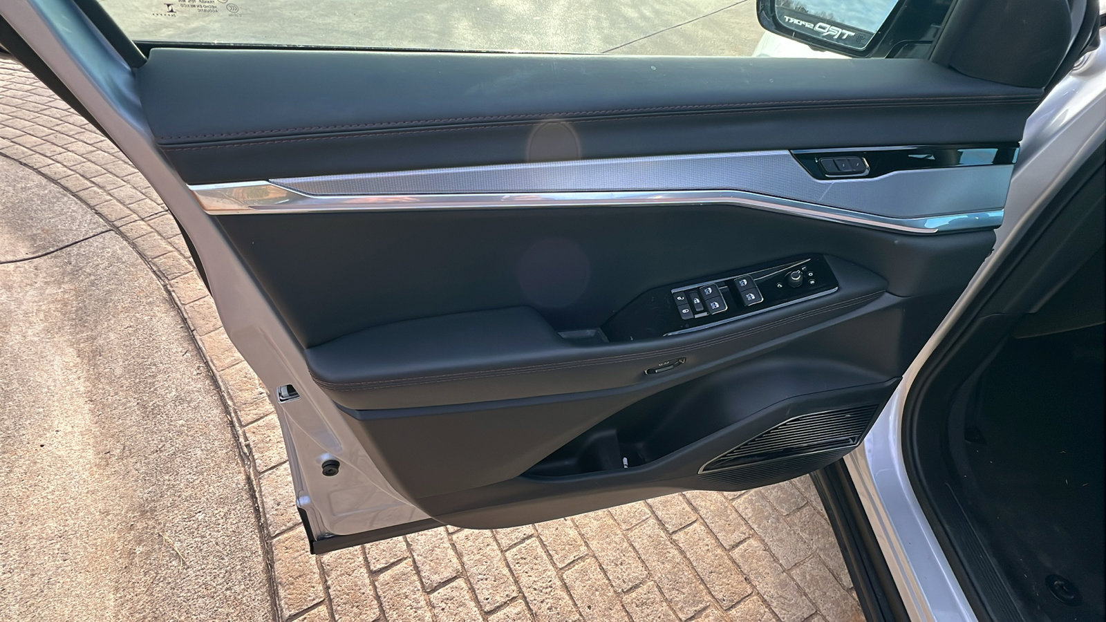 Used 2024 Jeep Wagoneer Launch Edition image 14