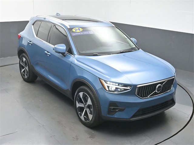 Used 2024 Volvo XC40 B5 Plus w/ Protection Package Premier image 43