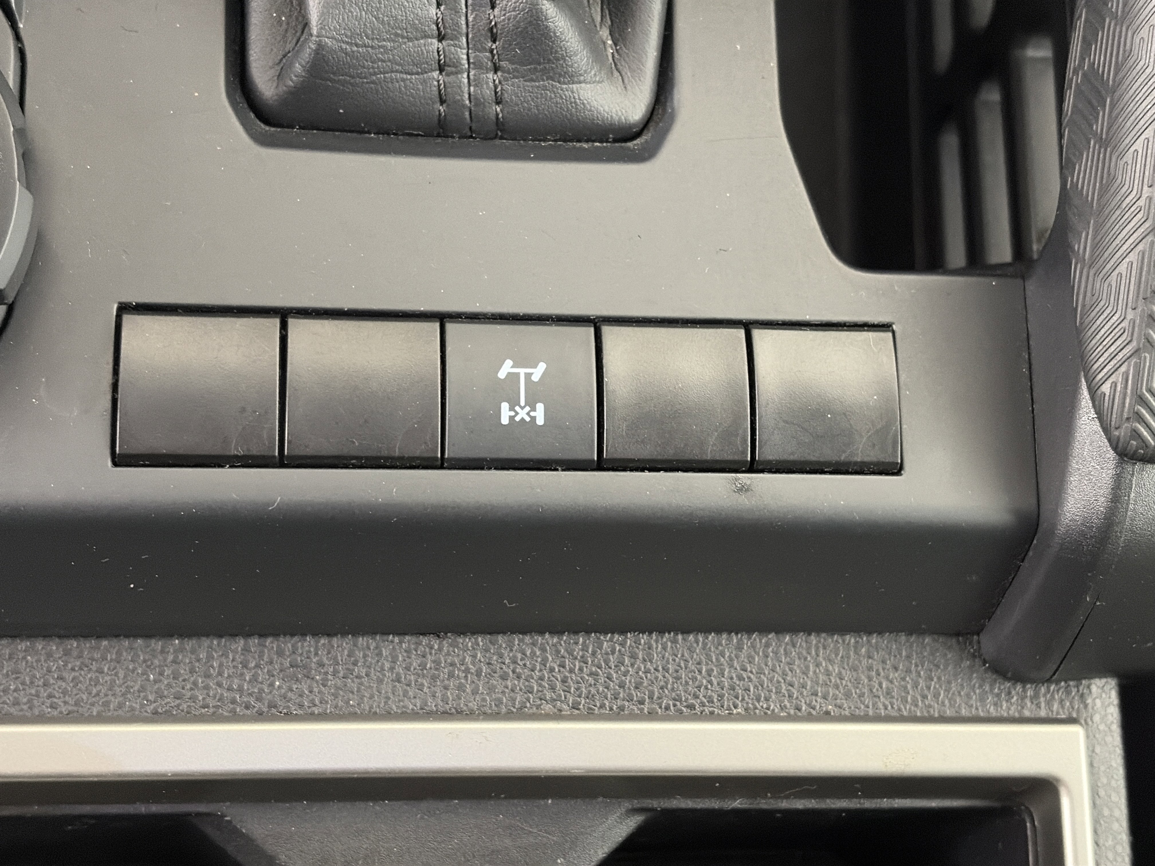 Used 2024 Toyota Tacoma TRD Off-Road image 25