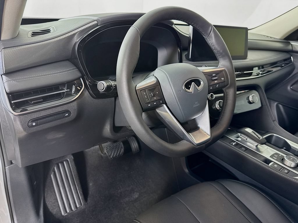 Certified 2026 INFINITI QX60 Pure w/ Cargo Package AWD/4WD image 11