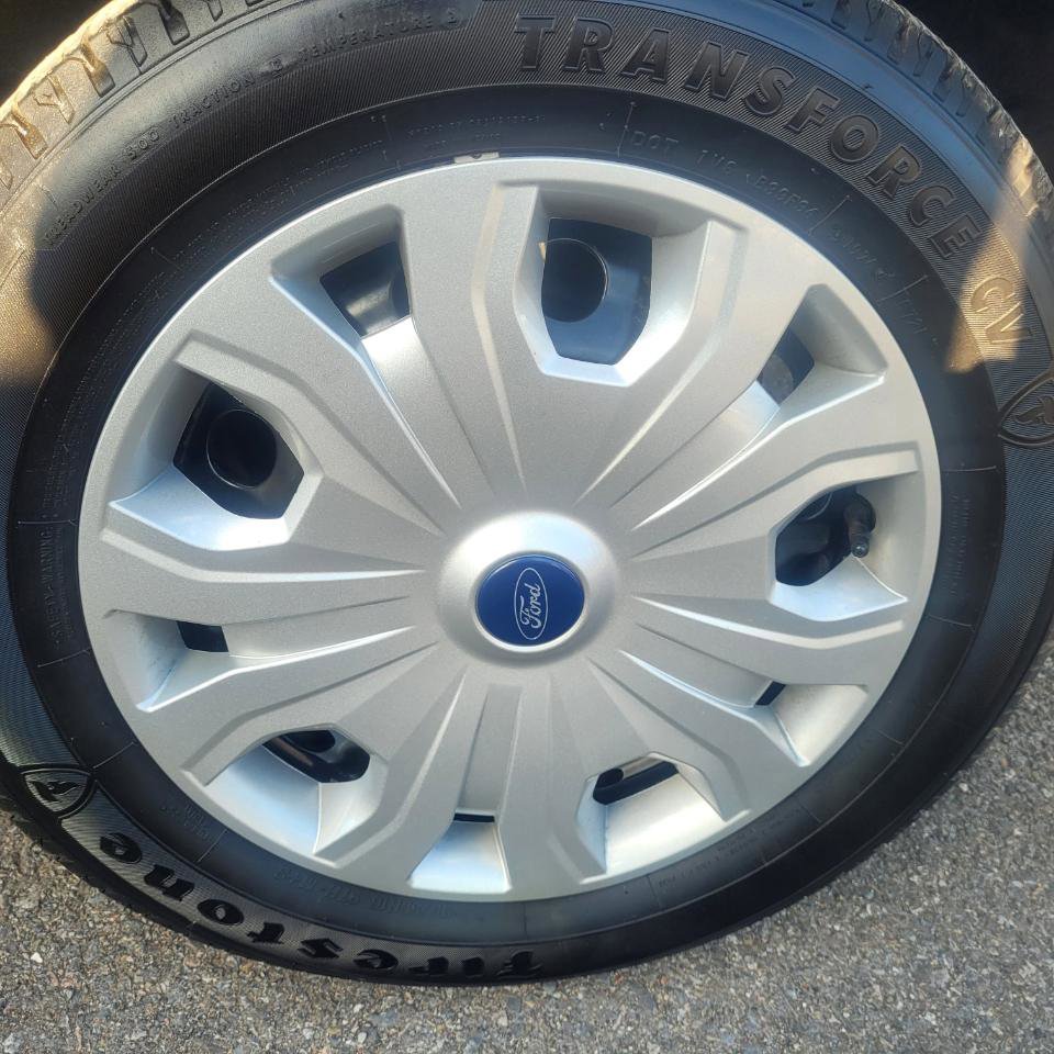 Used 2021 Ford Transit Connect XLT image 42