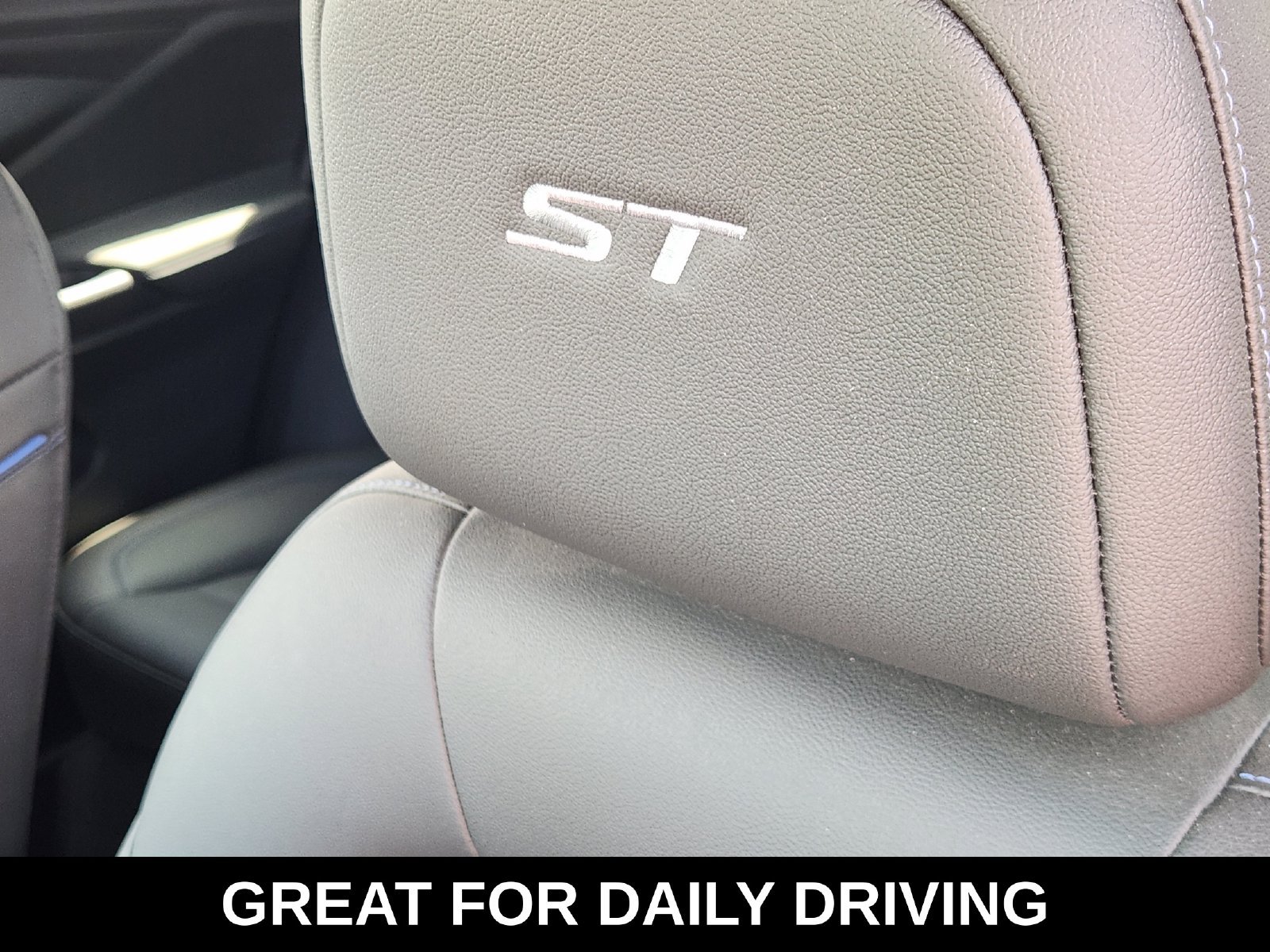 Certified 2024 Buick Envista Sport Touring w/ Convenience I Package FWD image 19