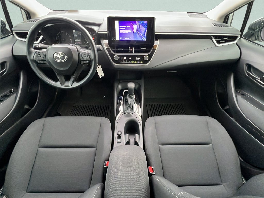 Used 2025 Toyota Corolla LE FWD image 13