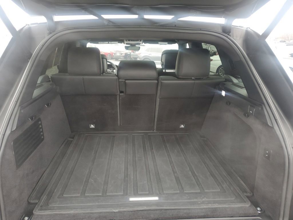 Used 2021 Land Rover Range Rover Sport HSE Silver Edition image 29