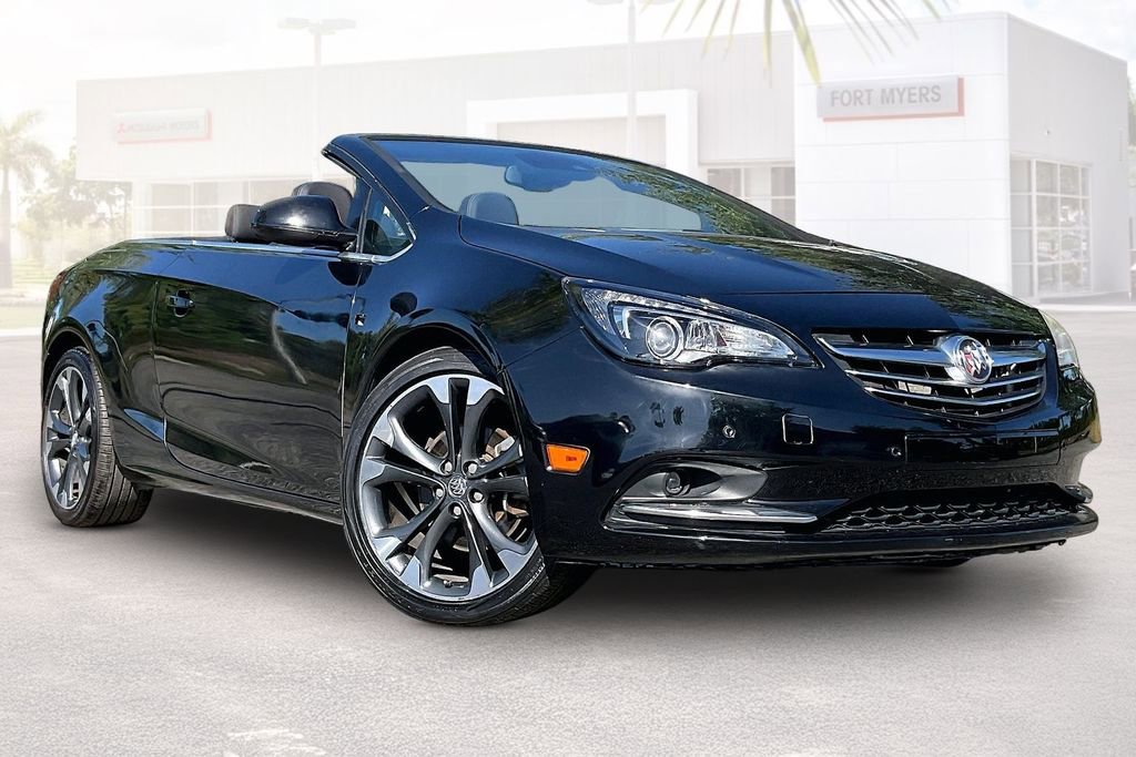 Used 2018 Buick Cascada Premium image 1