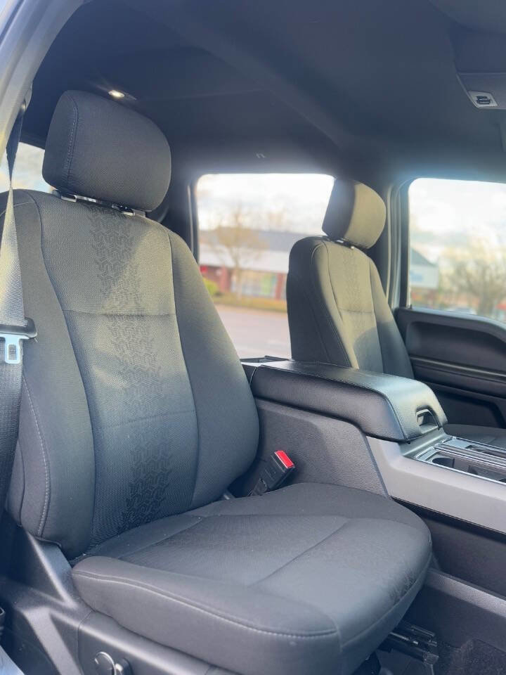 Used 2018 Ford F150 XLT w/ Equipment Group 302A Luxury image 5