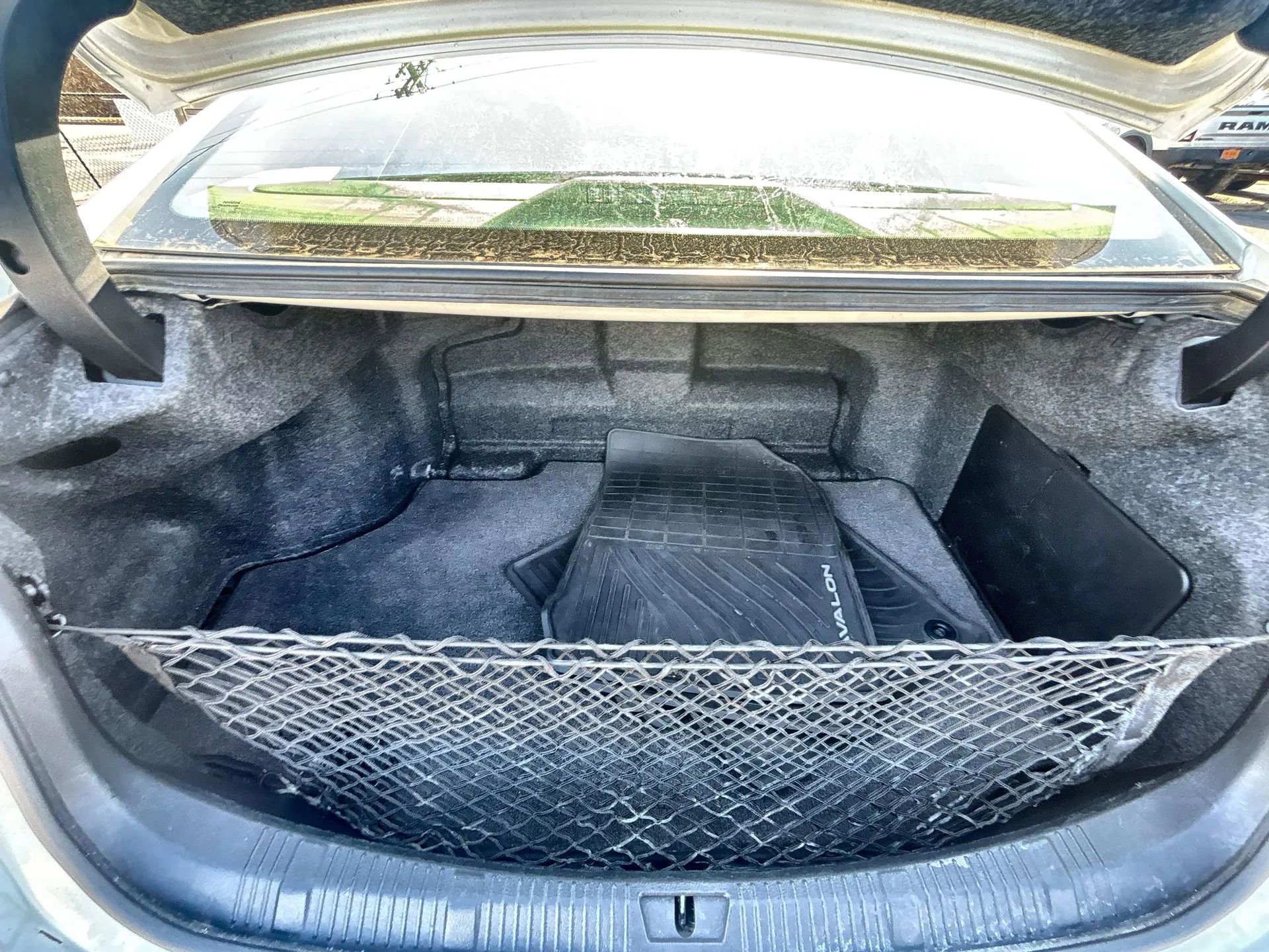 Used 2014 Toyota Avalon Limited w/ Technology Package image 21