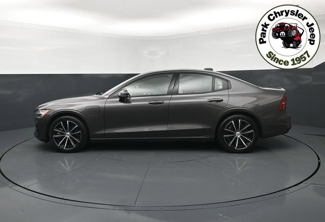 Used 2024 Volvo S60 T8 Plus AWD/4WD image 3