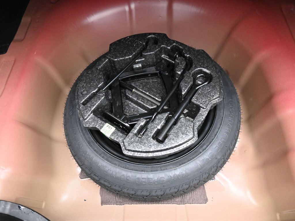 Certified 2021 Hyundai Elantra SEL image 22