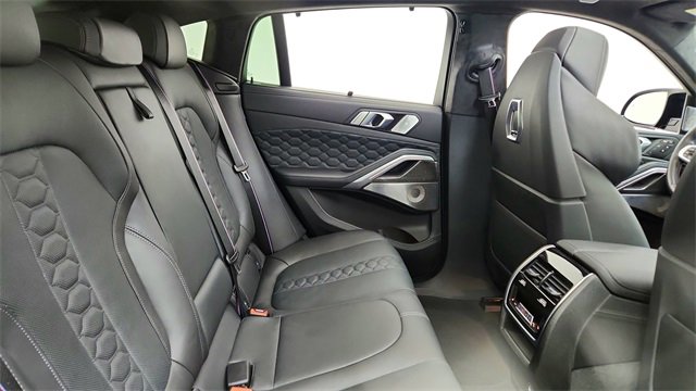 Used 2025 BMW X6 M Competition w/ Executive Package image 24