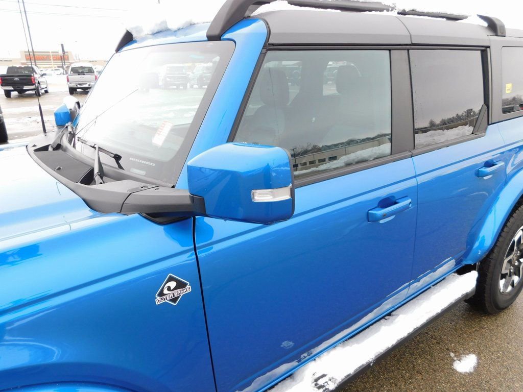 New 2024 Ford Bronco Outer Banks AWD/4WD image 11