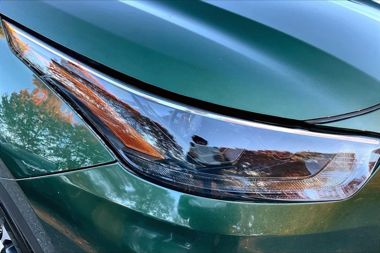 Used 2023 Toyota Highlander XLE AWD/4WD image 26