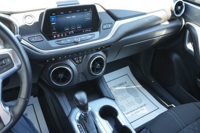 Used 2020 Chevrolet Blazer LT AWD/4WD image 25