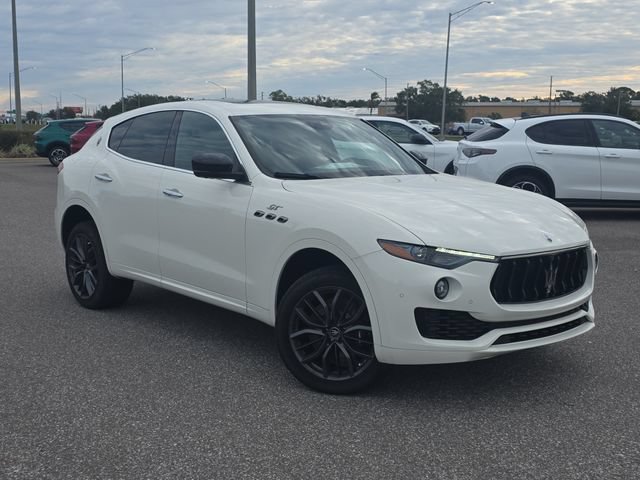 New 2024 Maserati Levante GT Ultima AWD/4WD image 32