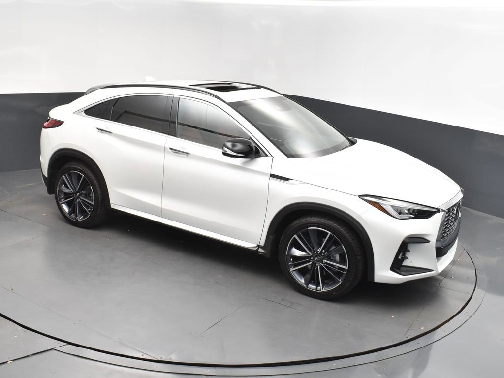 New 2025 INFINITI QX55 Sensory w/ Lighting Package