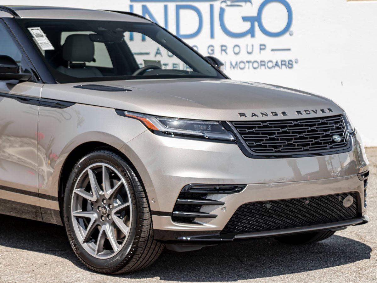 New 2026 Land Rover Range Rover Velar Dynamic SE image 5